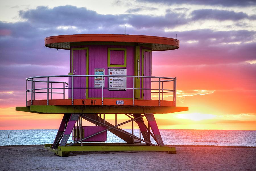 Miami Beach Round Life Guard House Sunrise Photograph by Toby McGuire