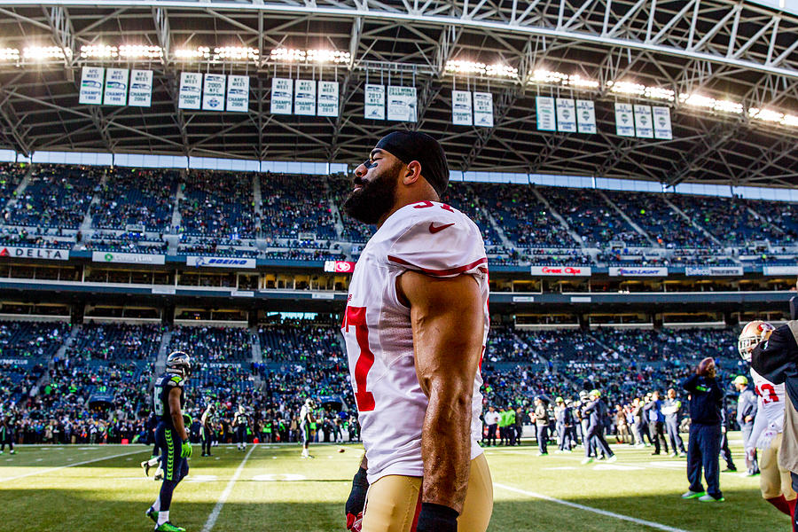 Michael Wilhoite 49ers Photograph by Mike Centioli
