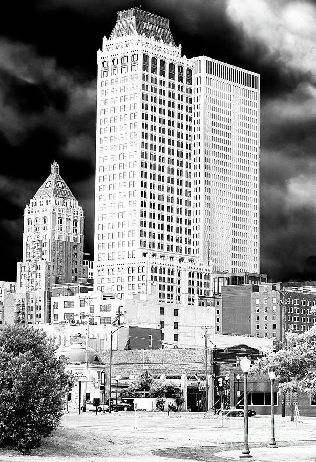 Mid-Continent Tower Tulsa Photograph by John Rizzuto