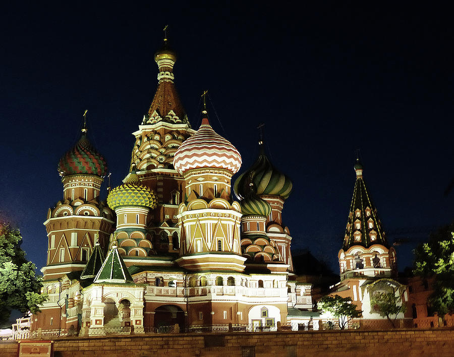 Midnight in Moscow Photograph by Carl Sheffer