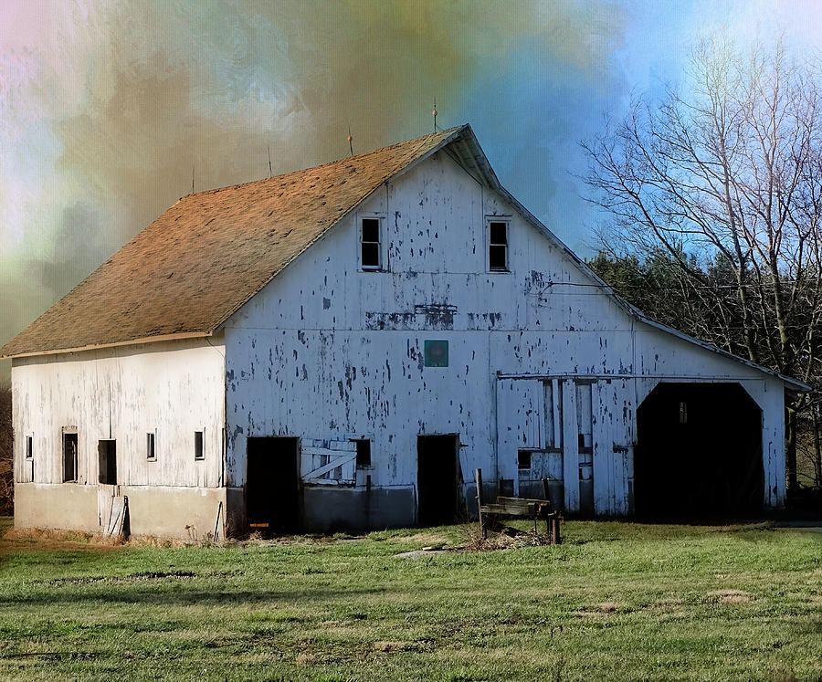 Midwest Old Barn Photograph by Theresa Campbell