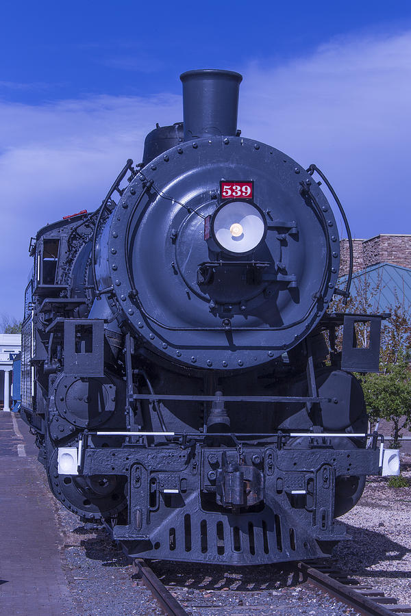 Train Photograph - Mighty Grand Canyon Engine 539 by Garry Gay
