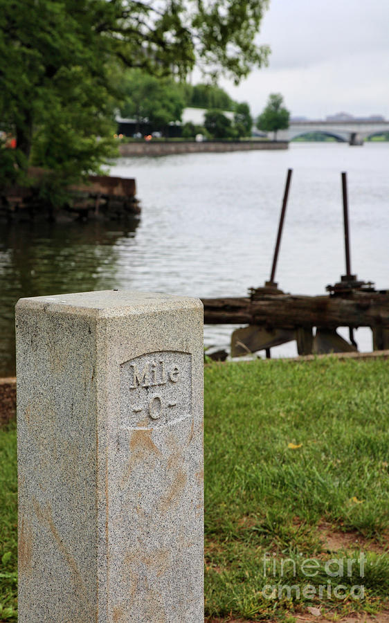 Georgetown University Photograph - Milestone Zero on the C and O Canal by William Kuta