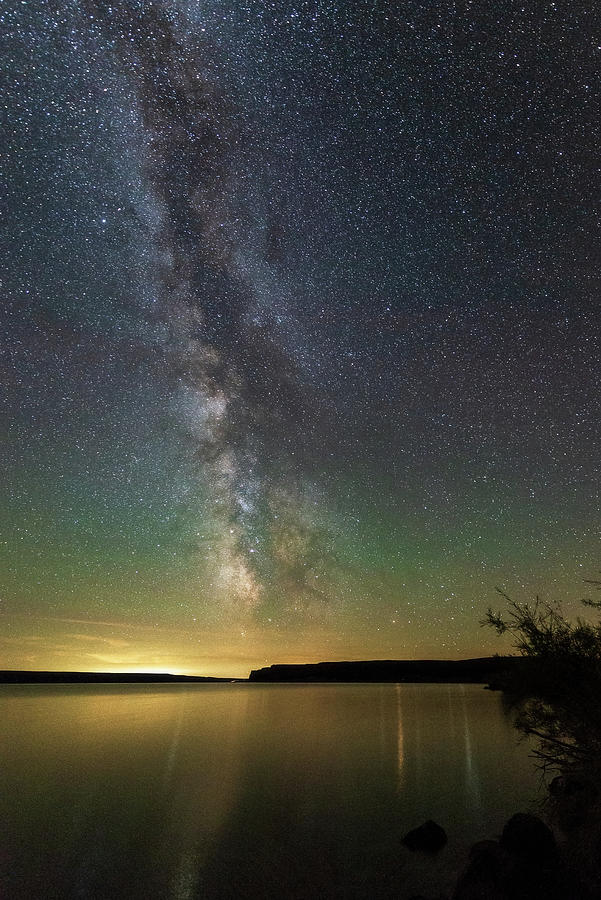 Milky Way at the Banks Lake Digital Art by Michael Lee