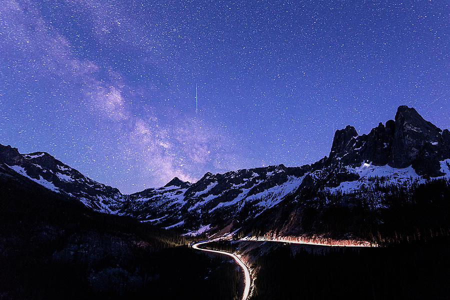 Milky Way at Washington Pass Digital Art by Michael Lee