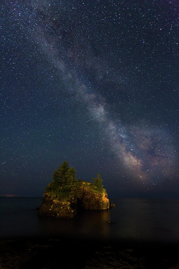 Milky Way Over Hollow Rock Photograph by Linda Ryma