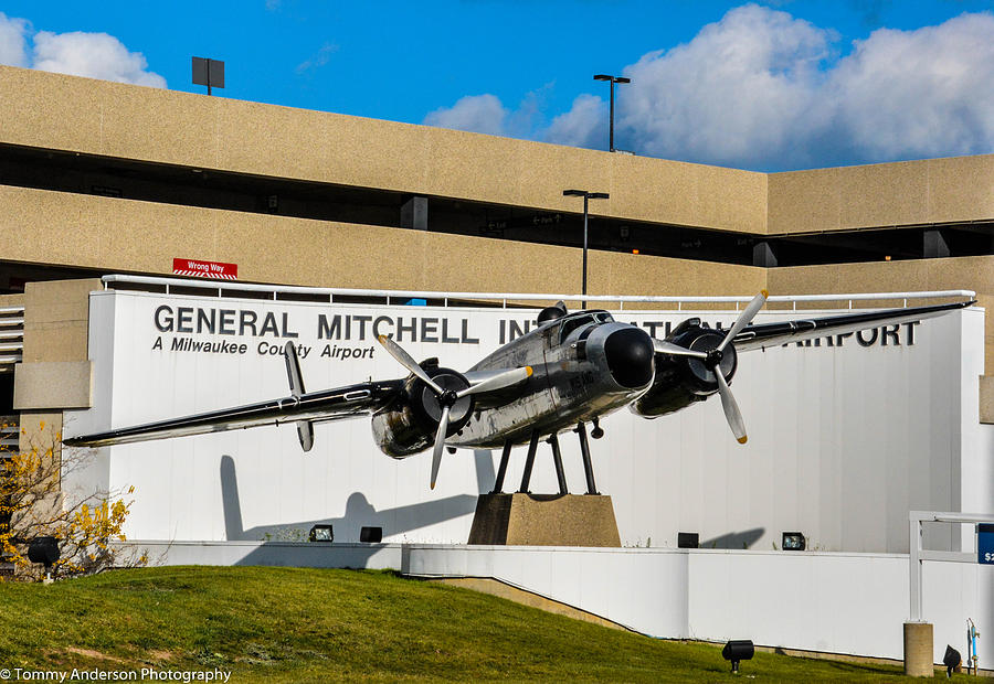 Milwaukee B-25 Mitchell Photograph By Tommy Anderson - Fine Art America