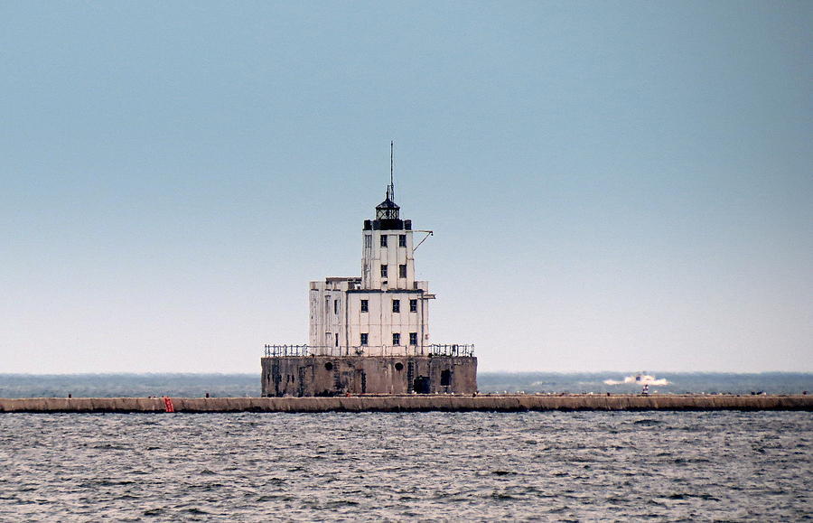 Milwaukee Breakwater Lighthouse Photograph by Kay Novy