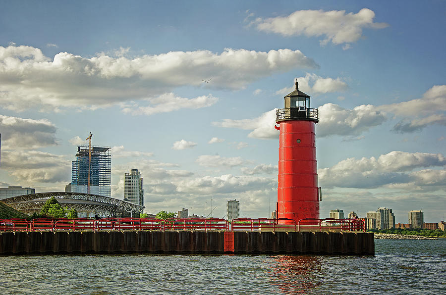 Milwaukee Pierhead Lighthouse Photograph by Susan McMenamin