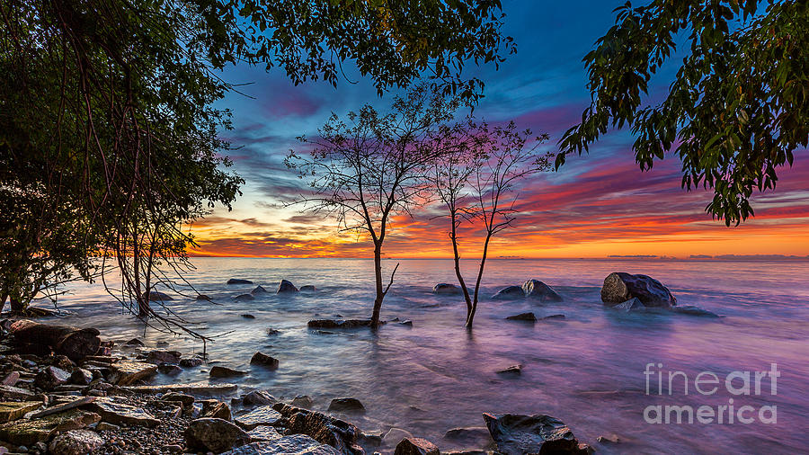 Lake Michigan Photograph - Milwaukee Rise by Andrew Slater