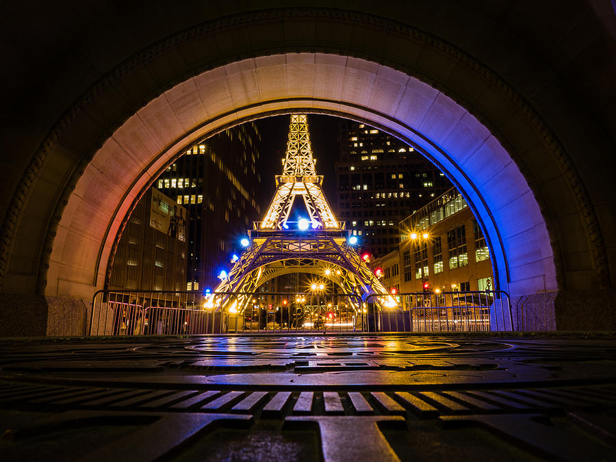 Milwaukee Stands in Solidarity with Paris Photograph by Kristine Hinrichs