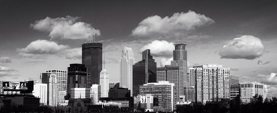 Minneapolis Photograph - Minneapolis Skyline by Mountain Dreams