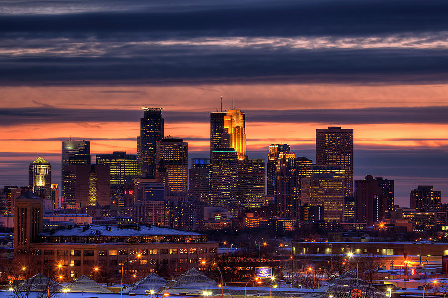 Minneapolis Photograph - Minneapolis Skyline by Shawn Everhart