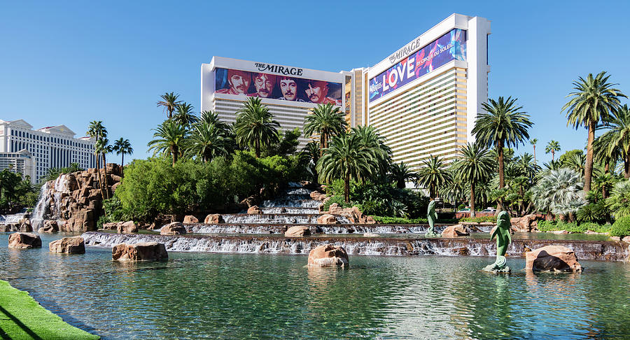 Mirage Hotel Water Features Photograph by Robert VanDerWal - Fine Art ...