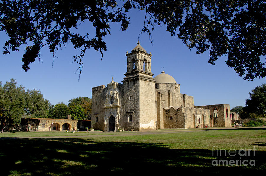 Mission San Jose y San Miguel de Aguayo. Church. Photograph by Elena Perelman