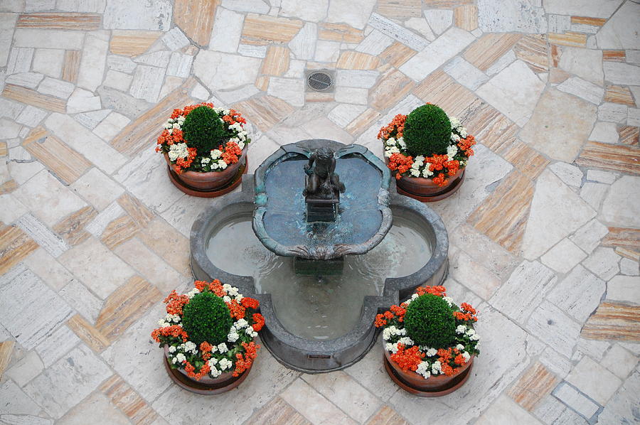 Mission Inn Fountain Overview Photograph by Amy Fose