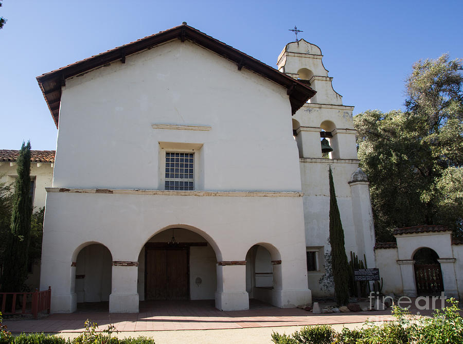 Mission San Juan Bautista Photograph by Suzanne Luft