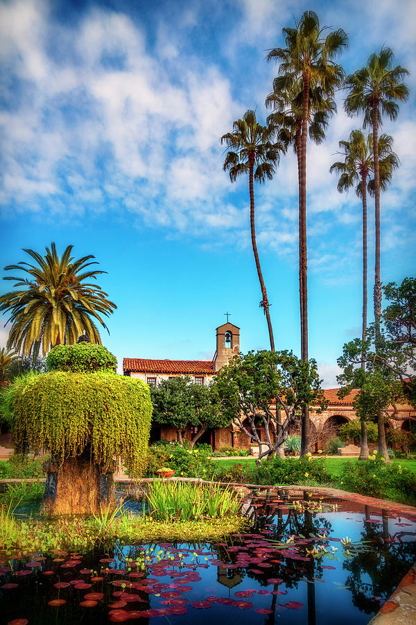 Mission San Juan Capistrano Courtyard CA_7R2_DSC3547_17-01-17 Photograph by Greg Kluempers