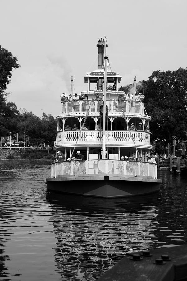Mississippi Steam Boat Photograph by Rob Hans