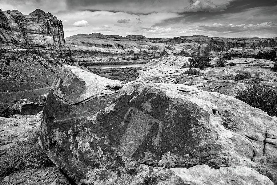 Moab Maiden Petroglyph - Black and White - Utah Photograph by Gary Whitton