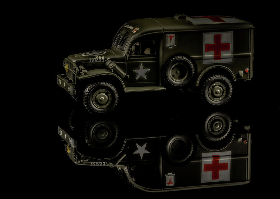download 4077th mobile army surgical hospital