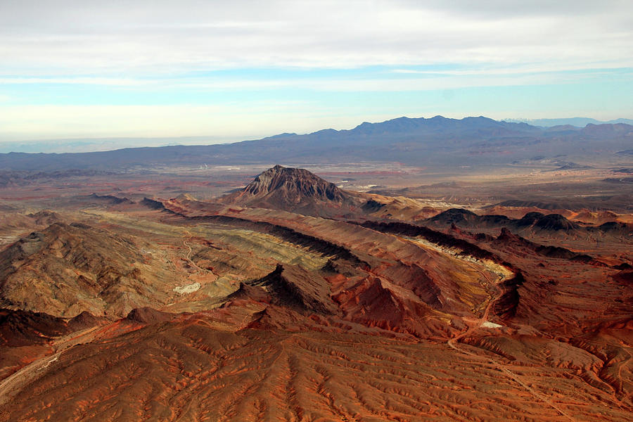 Mojave Desert Red Rock Photograph by Debbie Oppermann