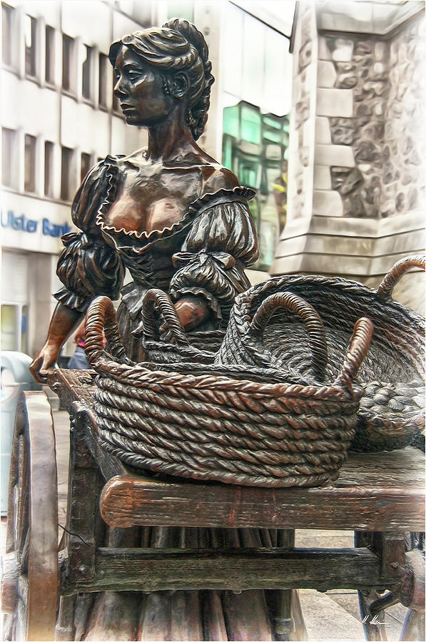 Molly Malone Photograph by Hanny Heim