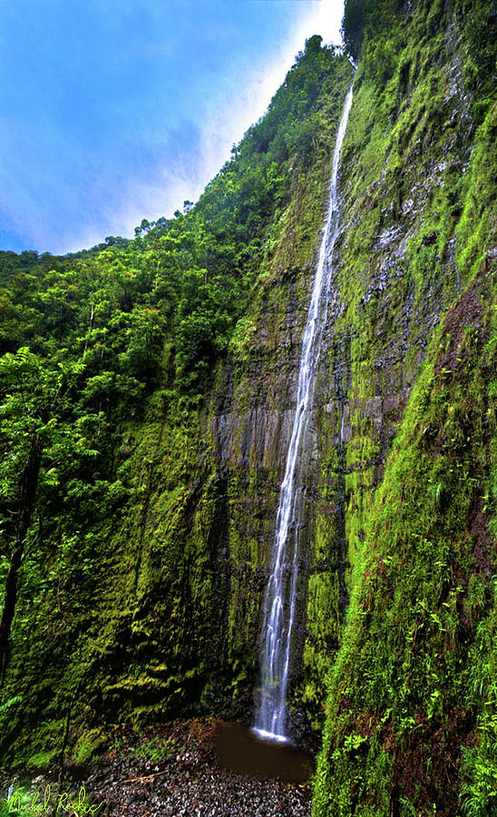 Molokai Waterfalls HAWAII Photograph by Michael Rucker