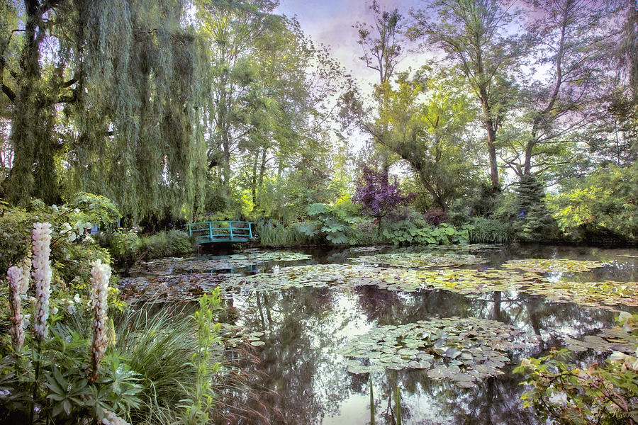 Monets Water Garden Photograph by John Rivera