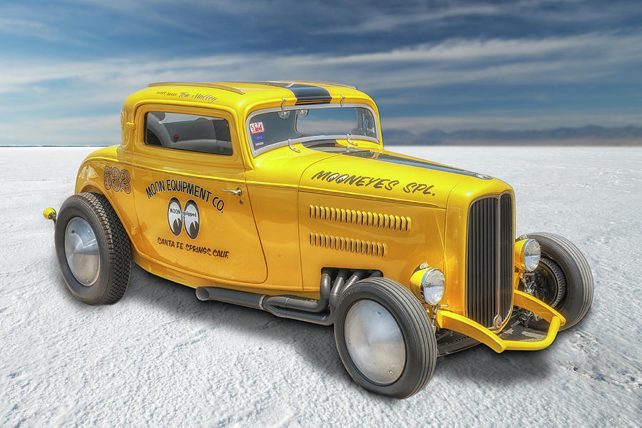 Mooneyes Special 32 Ford Coupe by Gary Warnimont