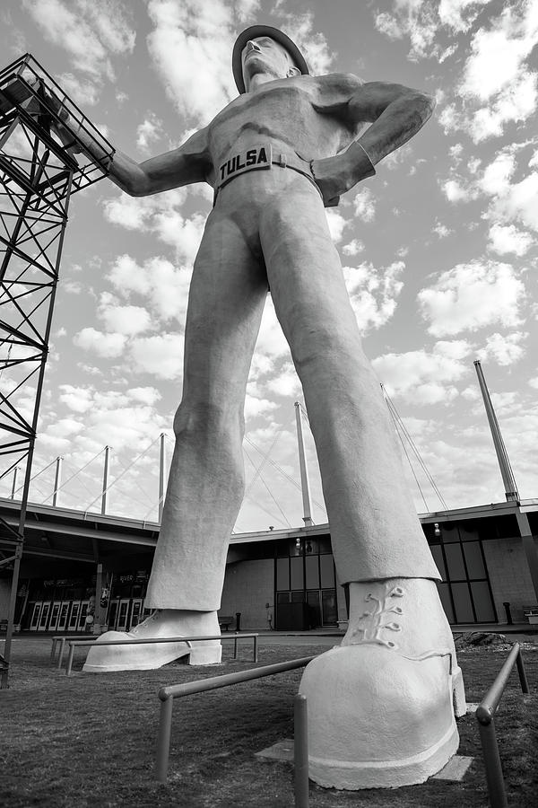 Monochrome Tulsa Driller - Black and White Photograph by Gregory Ballos