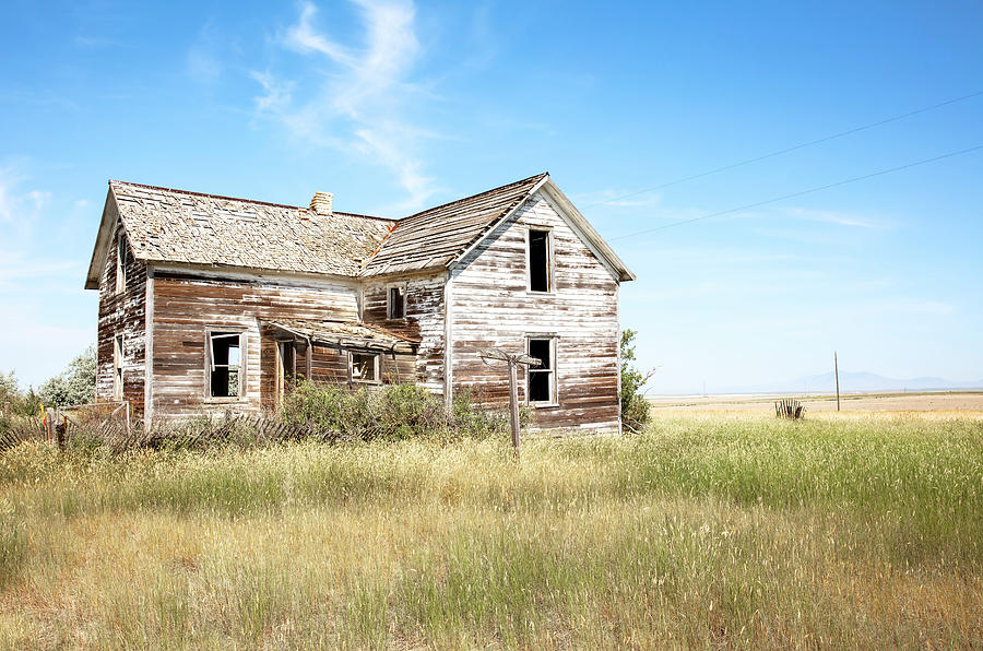 Abandoned Ranch House in Rural Montana Photograph by John Wayland ...