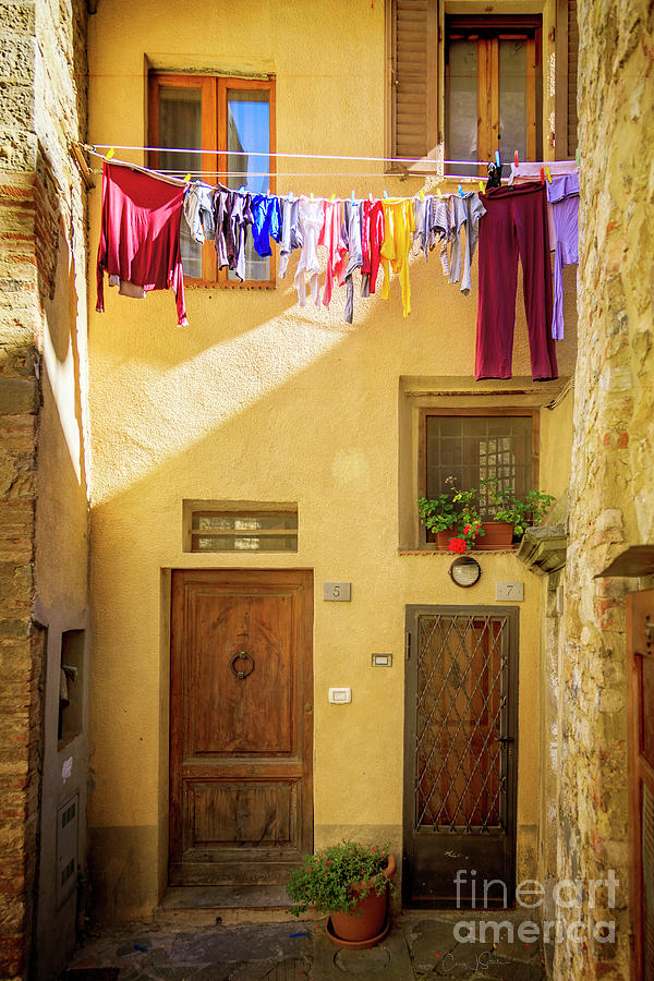 Montefalco Hanging Laundry Photograph by Craig J Satterlee