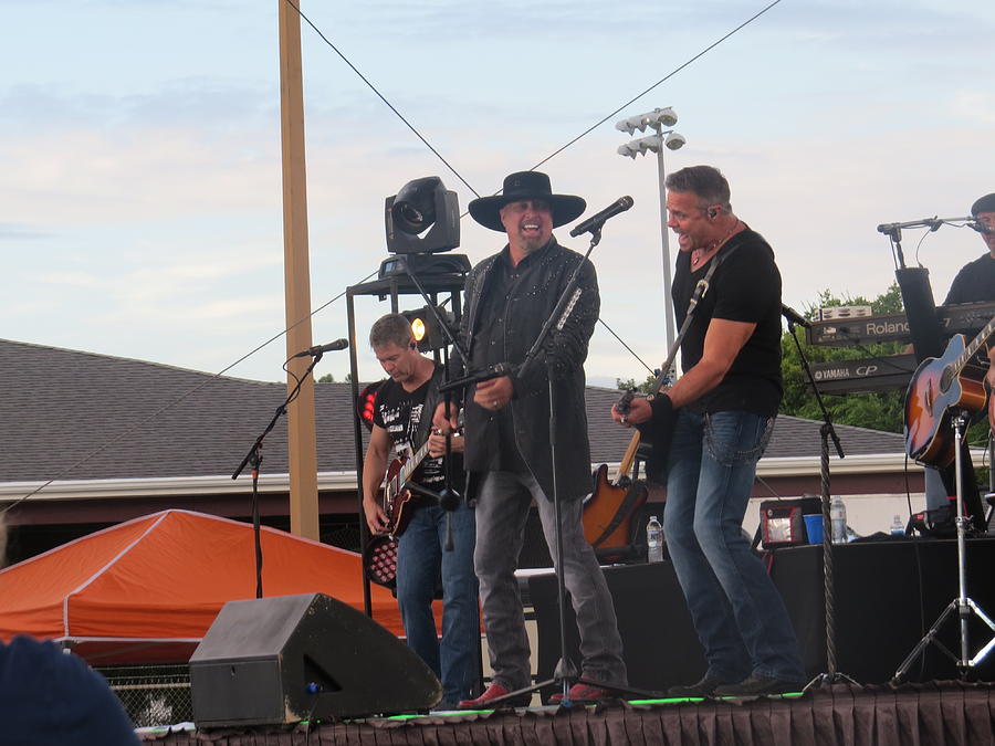 Montgomery Gentry Photograph by Aaron Martens