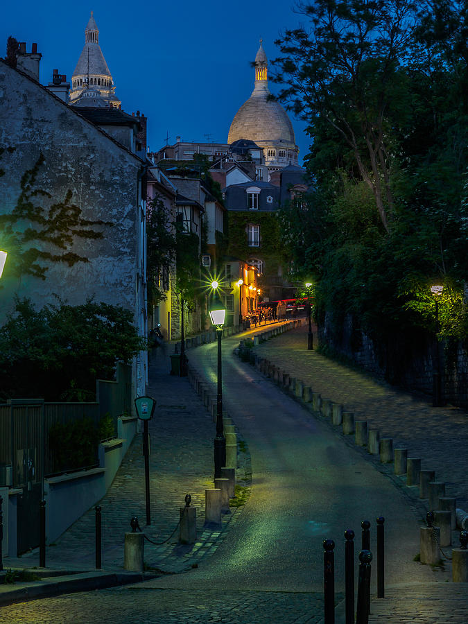 Montmartre Paris Photograph by Mark Llewellyn