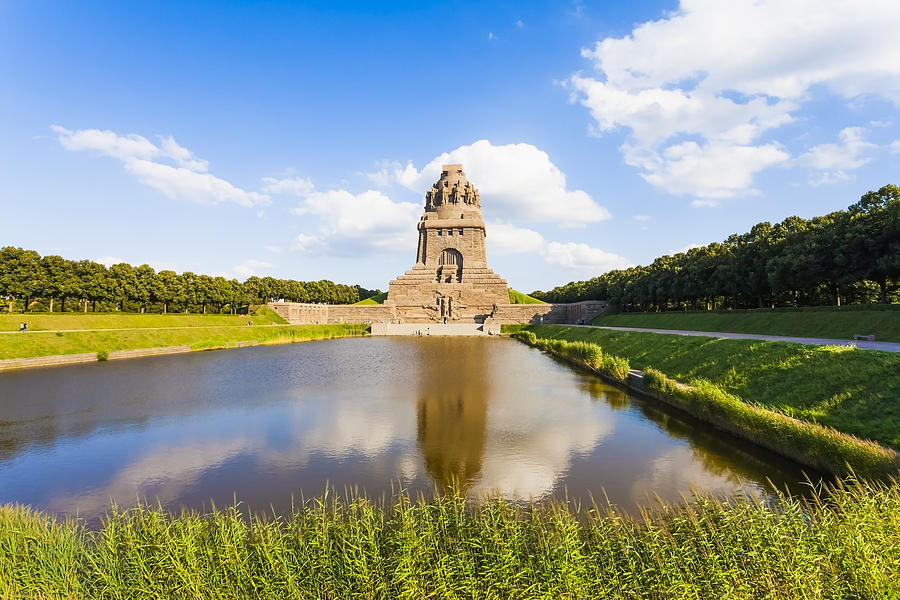 Monument to the Battle of the Nations in Leipzig Photograph by Werner ...