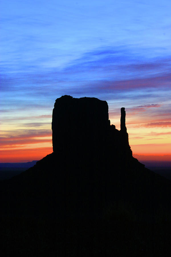 Monument Valley 28 - West Mitten Sunrise Photograph by Allen Beatty