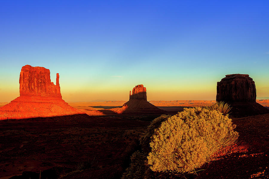 Monument Valley Evening Photograph by Andrew Soundarajan