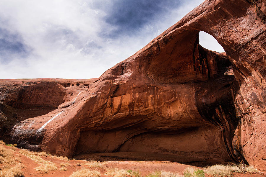 Monument Valley Photograph - Monument Valley eyehole by Roy Nierdieck Monument Valley Photograph - Monument Valley eyehole by Roy Nierdieck