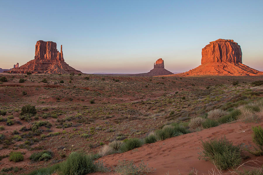 Monument Valley Sunset 2 Photograph by John McGraw