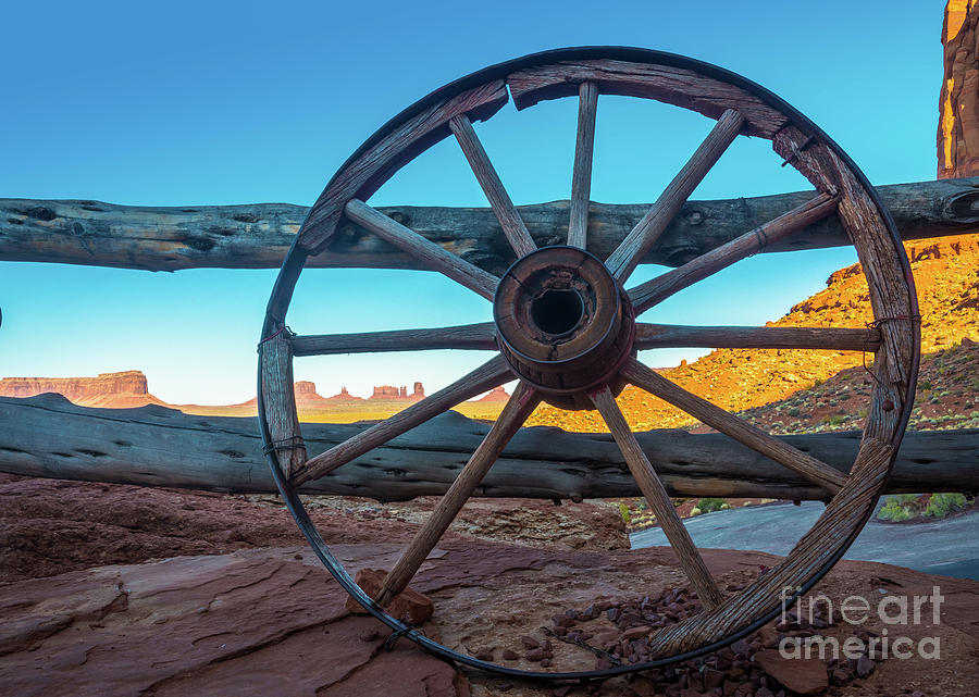 Monument Valley Wheel Photograph by Inge Johnsson