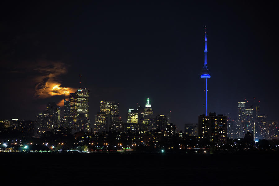 Moody Supermoon Over Toronto Photograph by Georgia Mizuleva