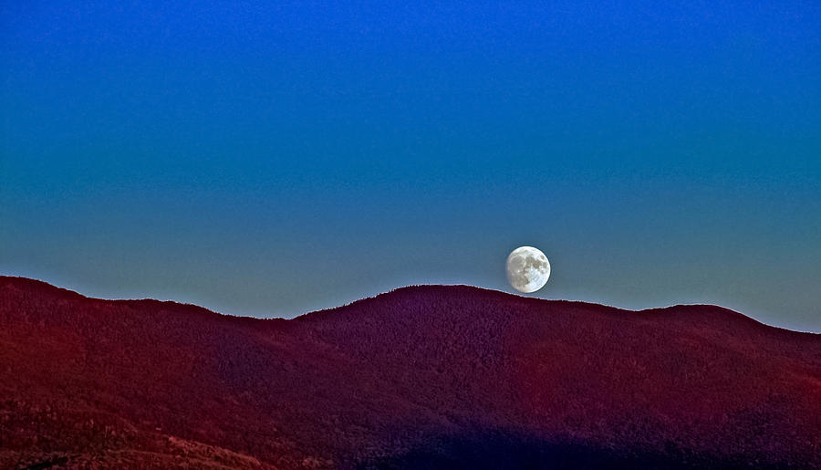 Moon Photograph - Moon Rise by Enrico Viselli