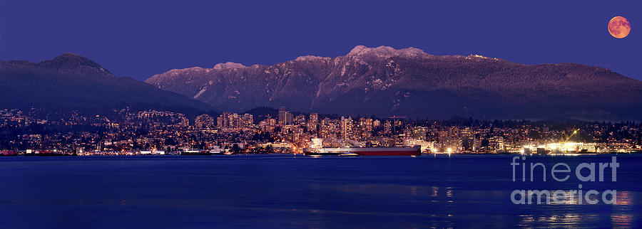 Moon Rise Over North Vancouver - British Columbia Photograph by Terry Elniski