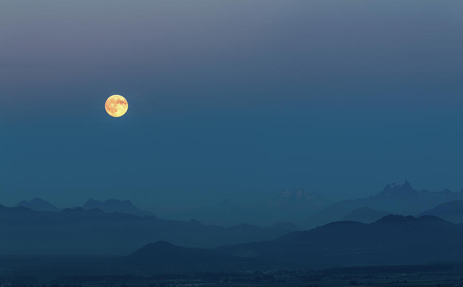 Moon Rising over the North Cascades Photograph by Michael Russell