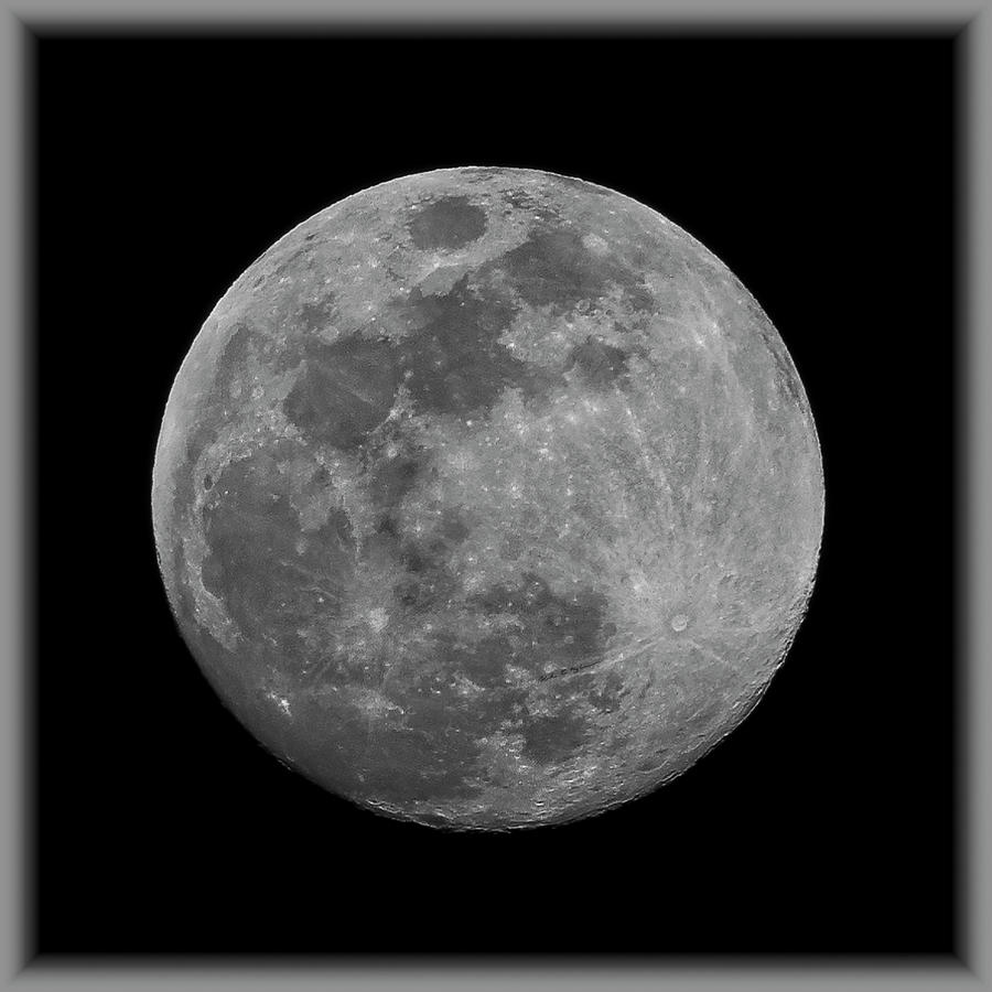 Moon S15 Photograph