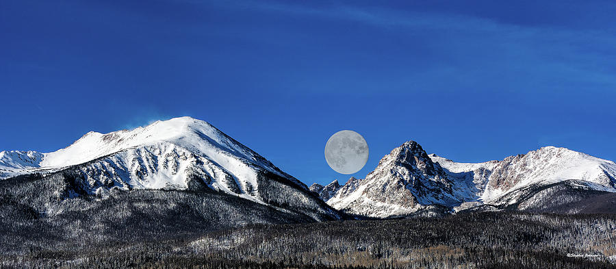 Moonset Over Silverthorne Mountain Photograph by Stephen Johnson