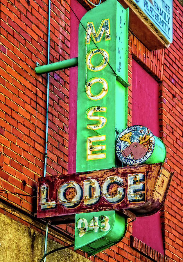Moose Lodge 943 Photograph by Ed Broberg
