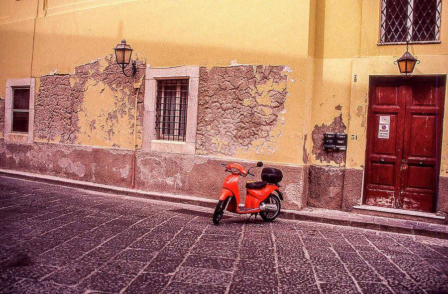 Moped Photograph - Moped Gaeta, Italy by Kevin Deal