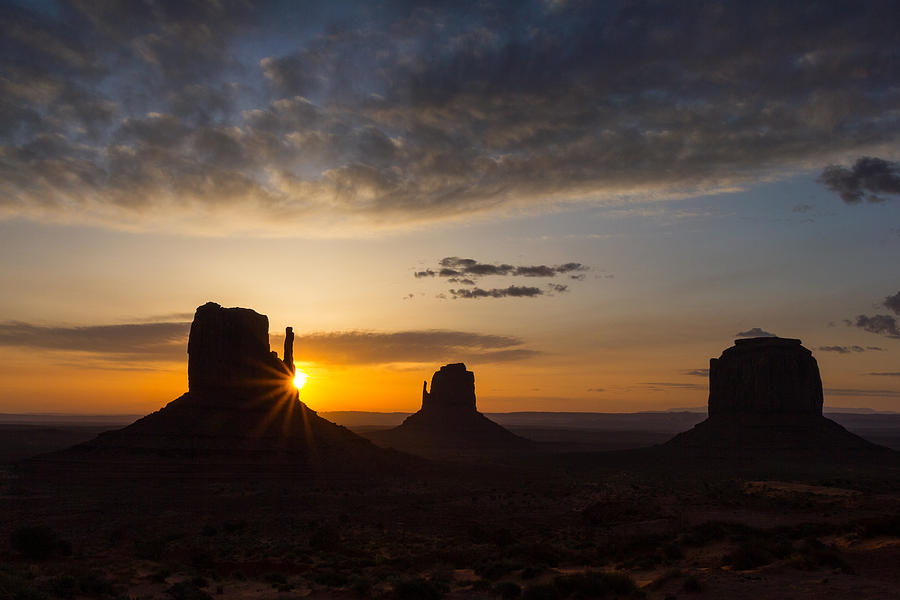 Morning in Monument Valley Photograph by Penny Meyers